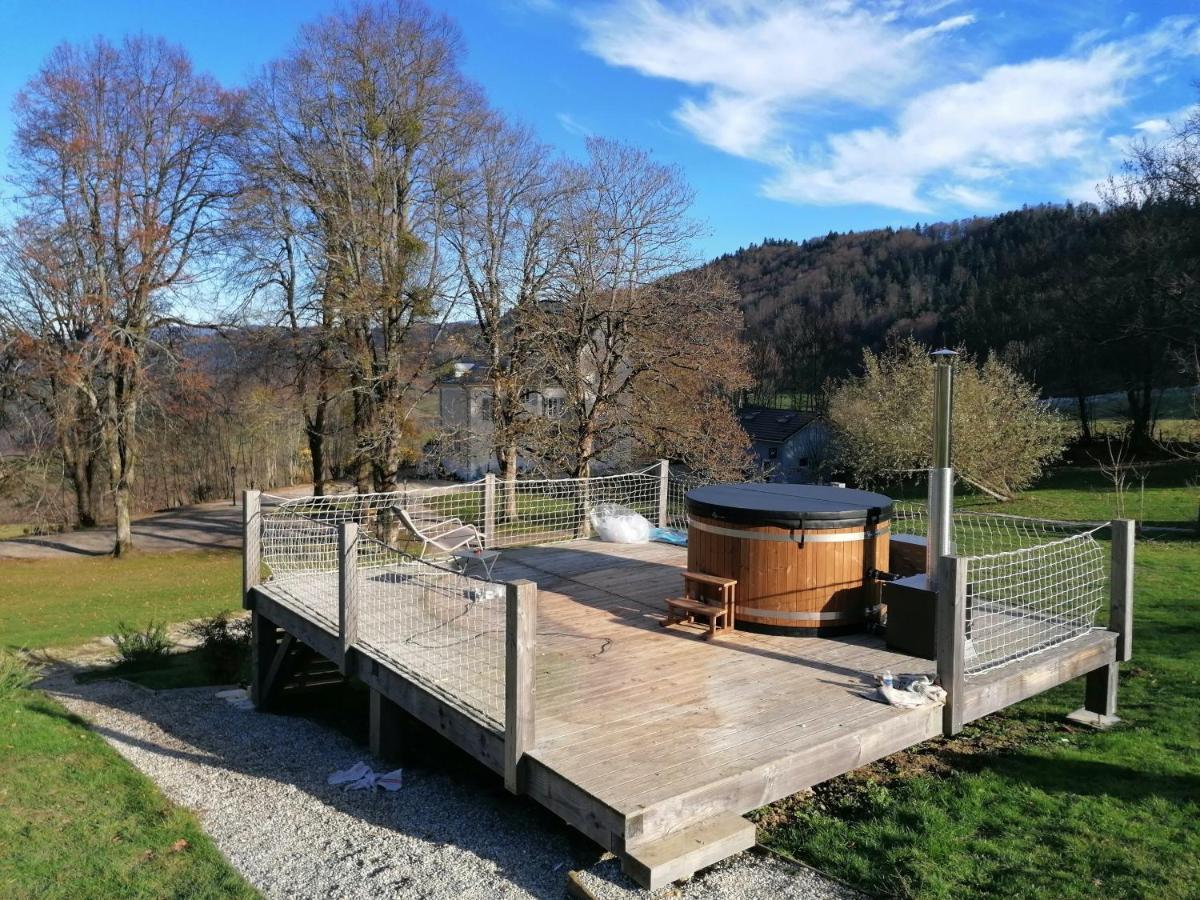 Monchateau Etoile, Hebergement Insolite Avec Spa Merlas Exterior foto